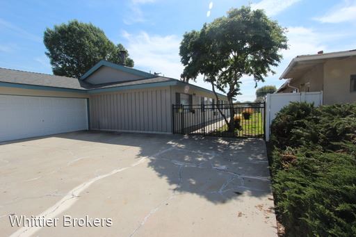 Primary Photo - 510 Ridgeway Ln