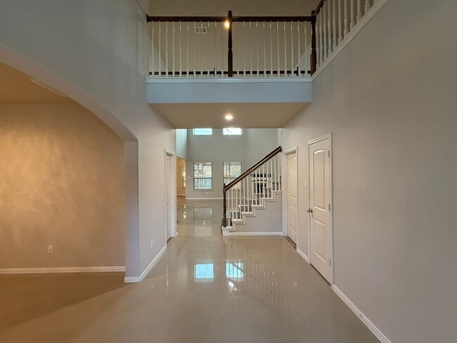 Building Photo - 24611 Fort Timbers Ct