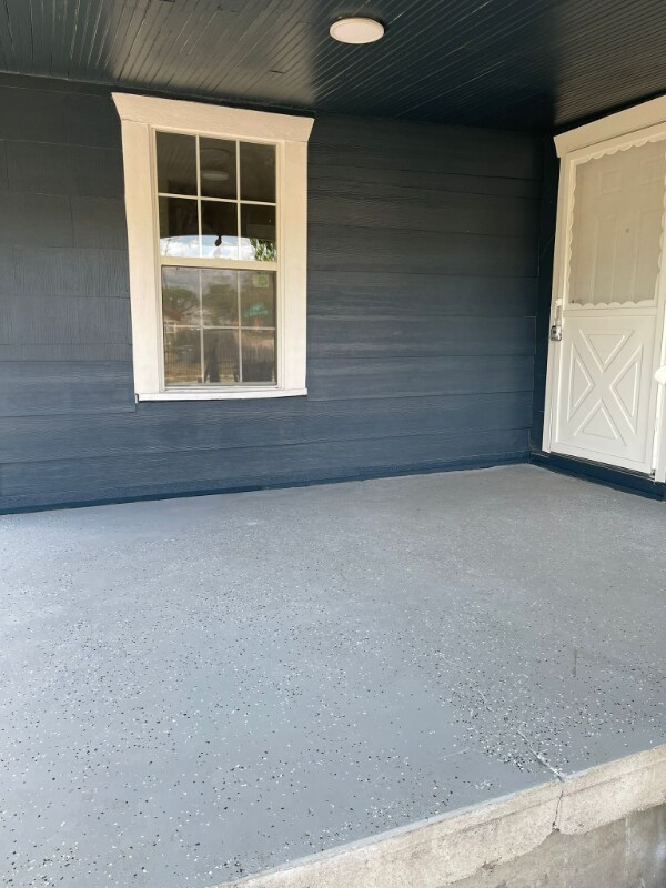 Building Photo - 2803 Fernwood Ave