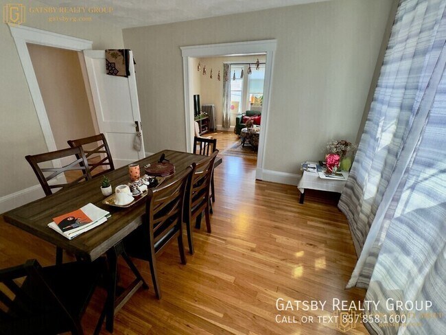 Foto del edificio - 133 Fayerweather St