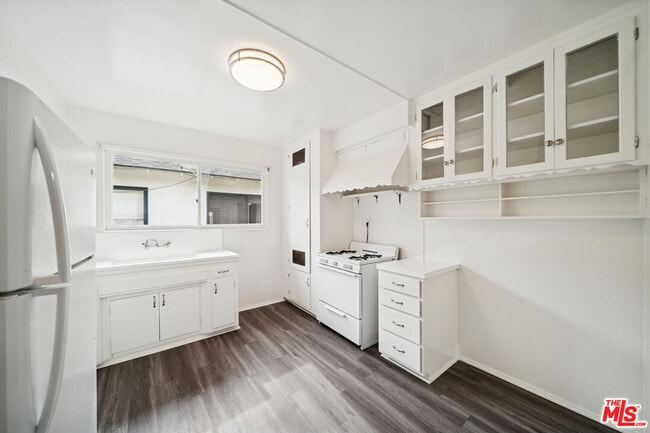 Foto del edificio - 5307 Vantage Ave