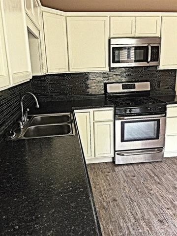Foto del edificio - 117 N 12th St