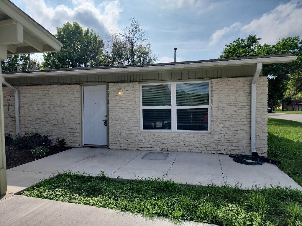 Foto principal - 1503 Braes Ridge Dr
