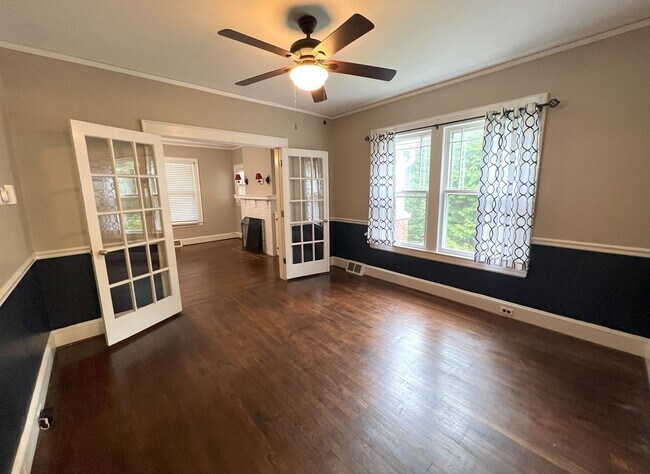 Foto del edificio - FOR RENT Winston Salem