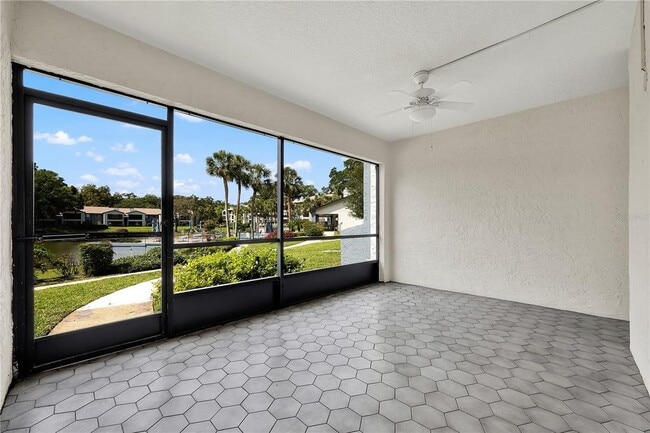 Building Photo - 2 Escondido Cir