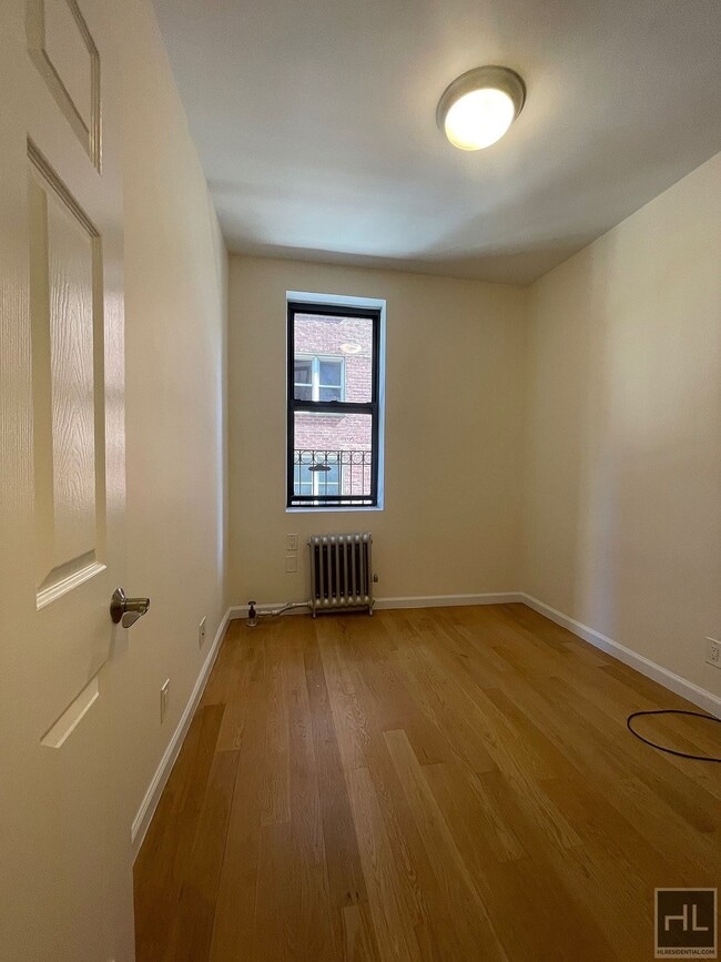 Building Photo - WEST 45 STREET