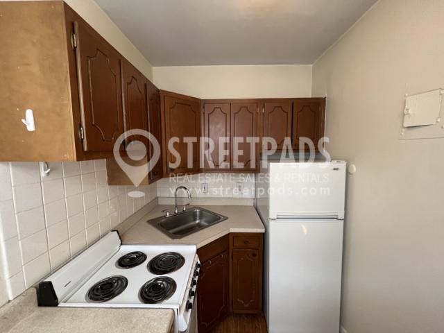 Building Photo - 1 bedroom in Boston MA 02134