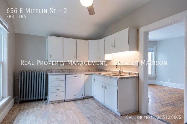 Building Photo - 656 E Mifflin St