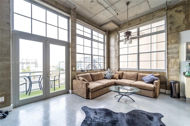 Foto del edificio - 444 NW 1st Ave