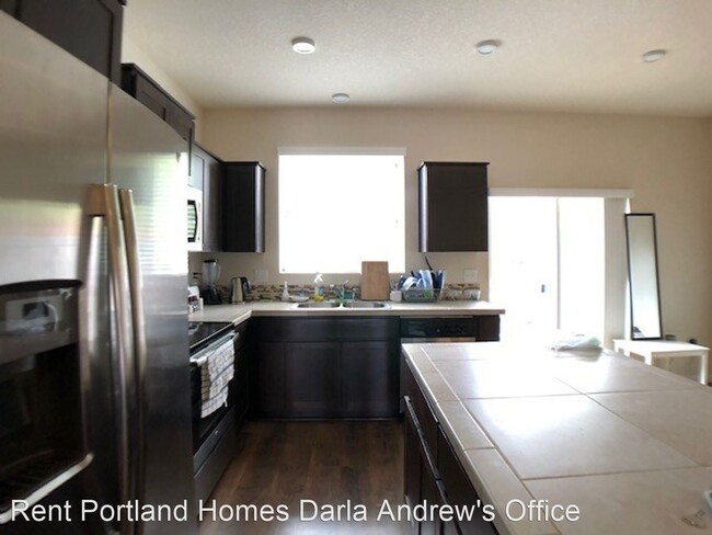 Building Photo - 3 br, 2.5 bath House - 12813 SE 155th Avenue