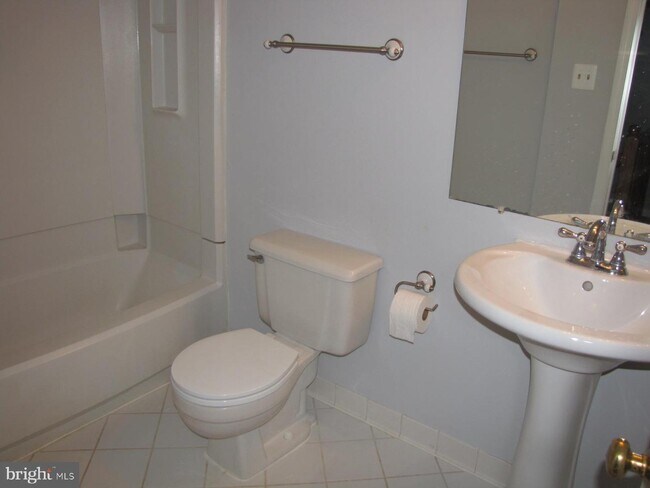 Foto del edificio - 10032 Beacon Pond Ln