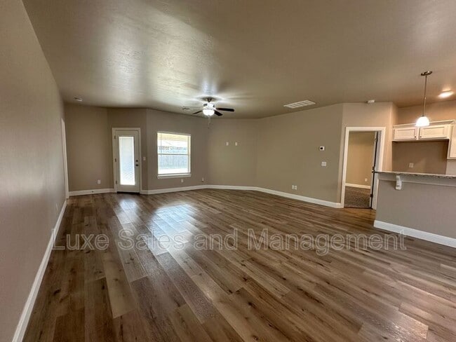 Building Photo - 8100 NW 161st Ter