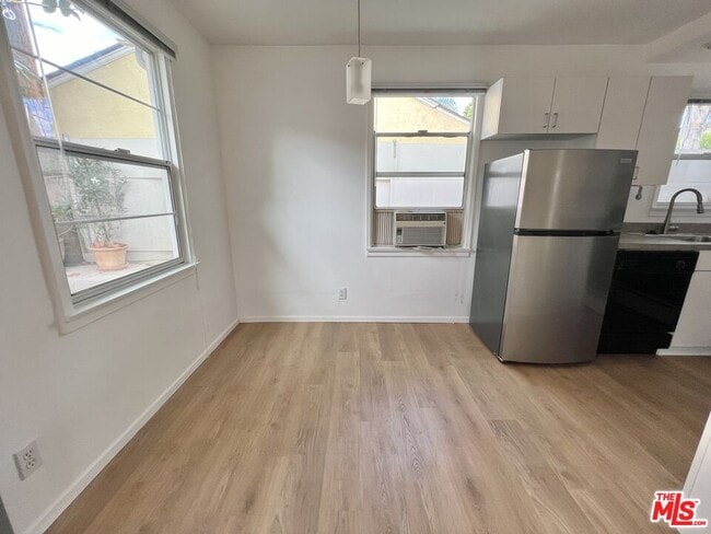 Building Photo - 2513 Euclid St