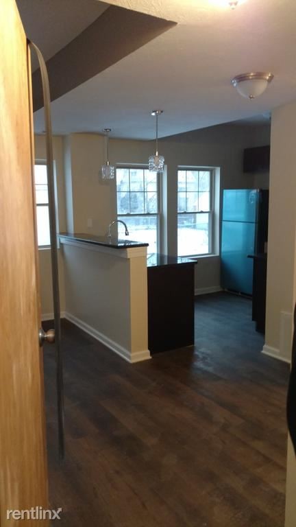 Foto del edificio - 1458 E 115th St