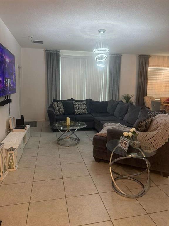 Foto del edificio - 570 Feltrim Manor Rd