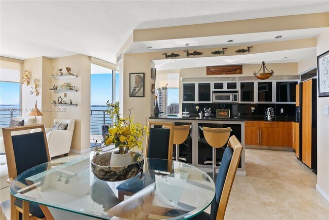 Building Photo - 335 S Biscayne Blvd