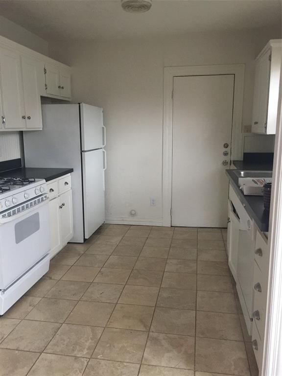Building Photo - 6131 Velasco Ave