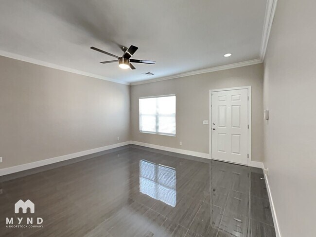 Foto del edificio - 4643 E Rousay Dr