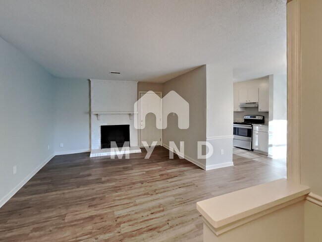 Building Photo - 6513 Old Meadow Rd