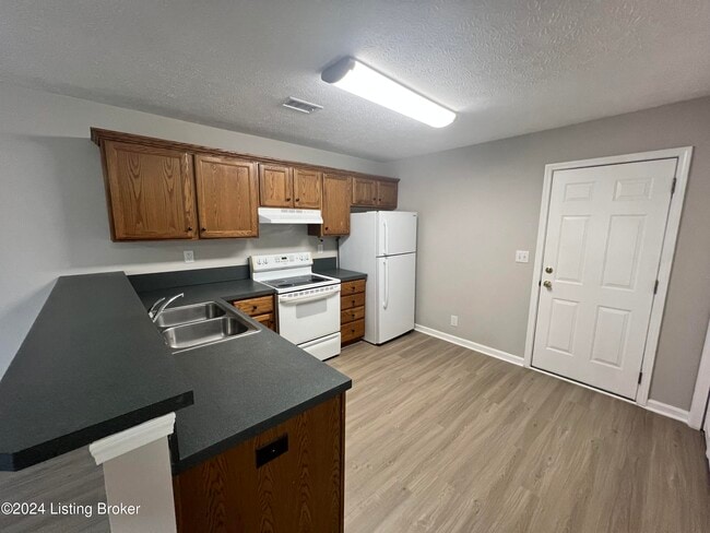 Building Photo - 9012 Jessica Leigh Dr