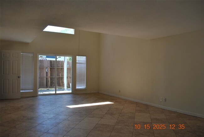 Foto del edificio - 4382 Wildacres Dr