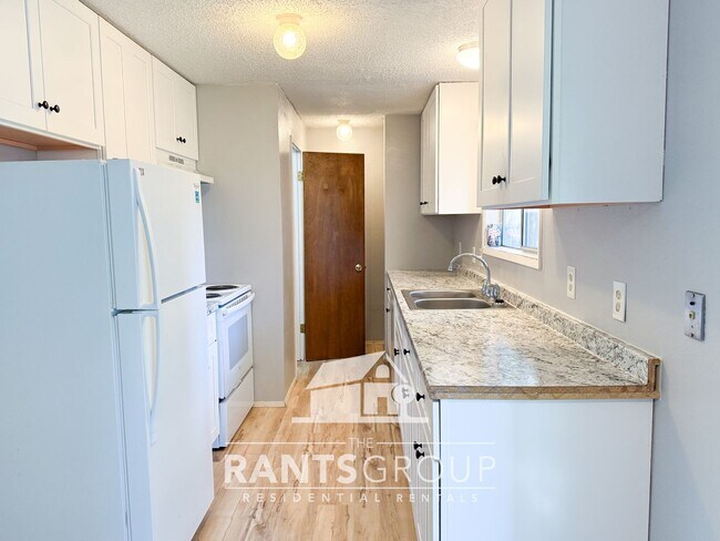 Foto del edificio - 1331 Union Mills Rd SE