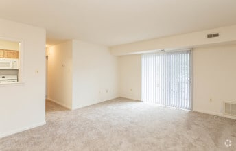 2BR, 1.5BA - 844 SF - Woodsdale Apartments