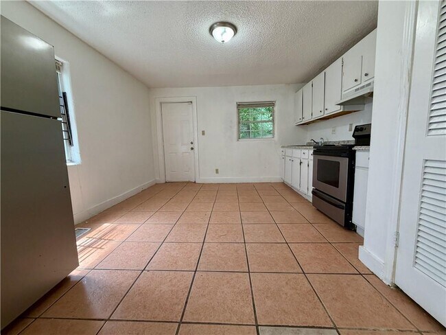 Foto del edificio - 1070 Ollie Cir NW