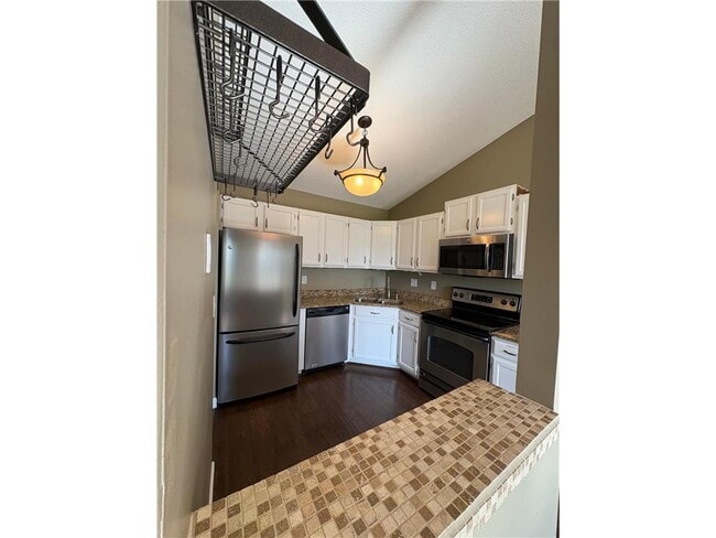 Building Photo - 10277 Arrowwood Dr