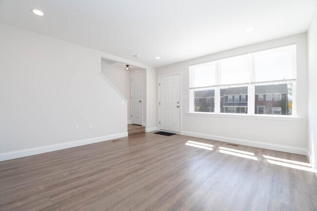 Foto del edificio - 806 Benninghaus Rd