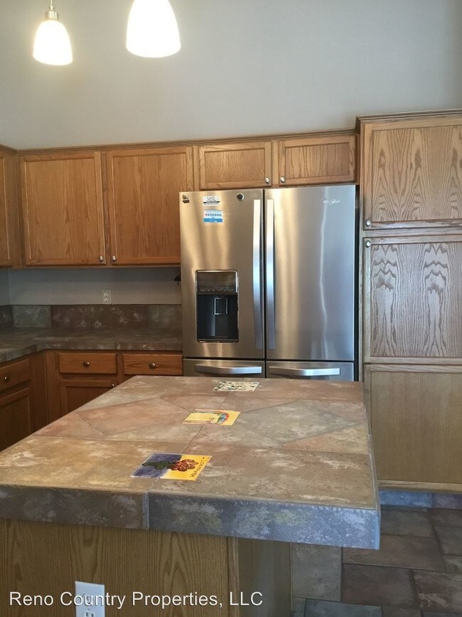 Building Photo - 3 br, 2 bath House - 1680 Westmont Lane