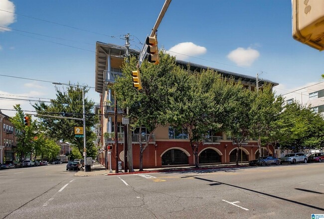 Building Photo - 2222 2nd Ave N