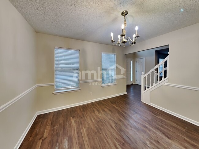 Building Photo - 6541 Pole Creek Dr