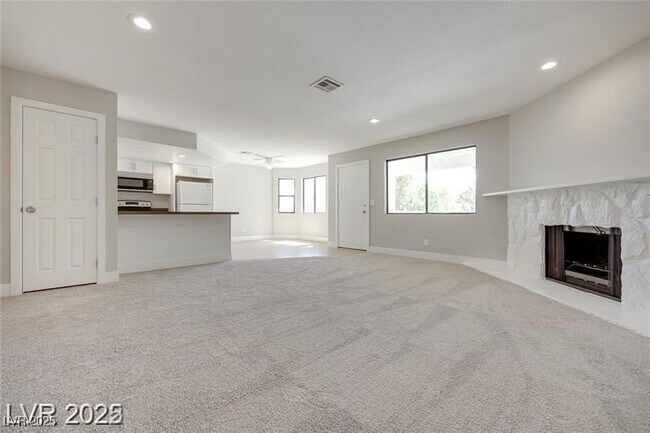 Foto del edificio - 8804 River Pines Ct