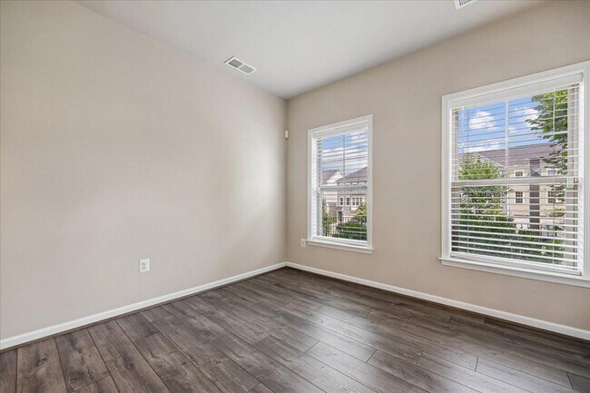 Building Photo - 14319 Potomac Heights Ln