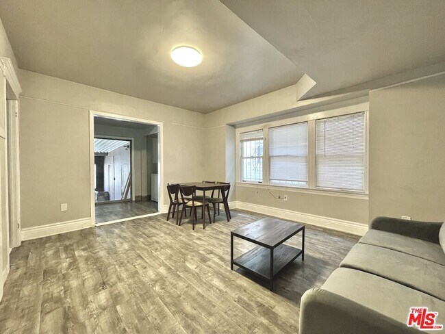 Building Photo - 1196 W 36th St