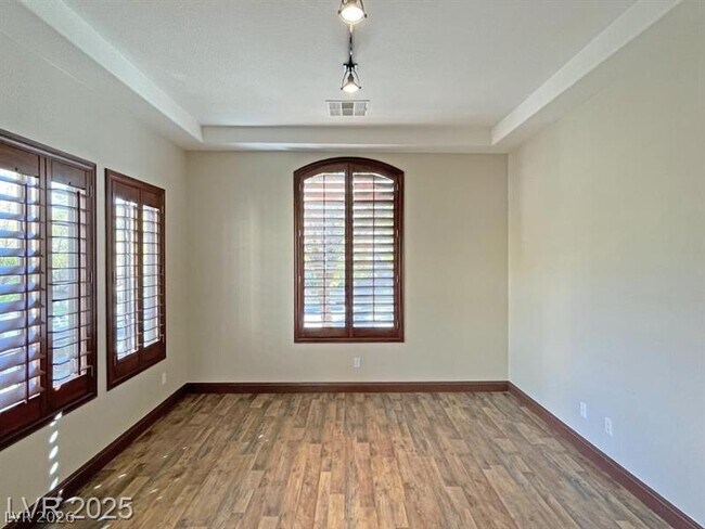 Foto del edificio - 12048 La Palmera Ave
