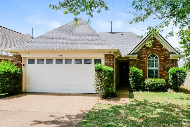 Building Photo - 1181 Breezy Oak Cove