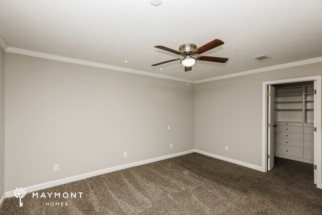 Building Photo - 455 S Wheatley St