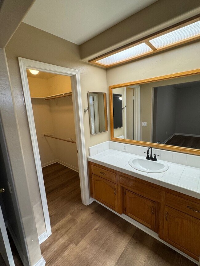 Building Photo - 5815 Pine Canyon Dr