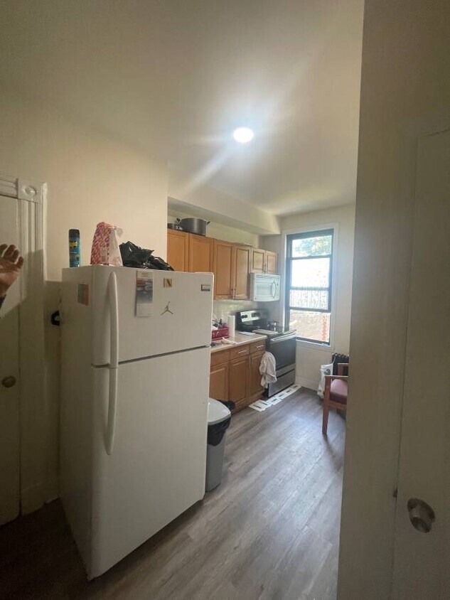 5130 35th St Unit 1, Long Island City, NY 11101 Apartments in Long