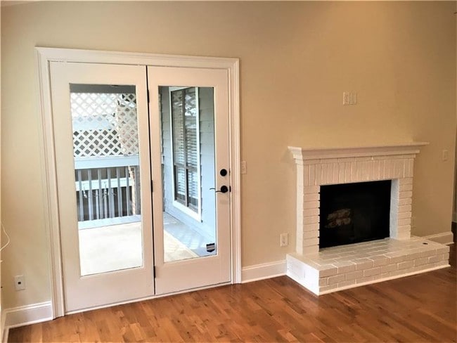 Building Photo - 411 Warm Springs Cir