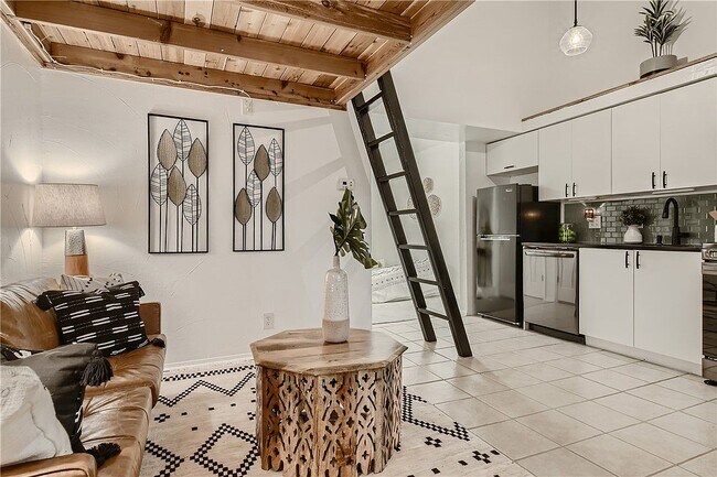 Foto del edificio - Apartment for Rent