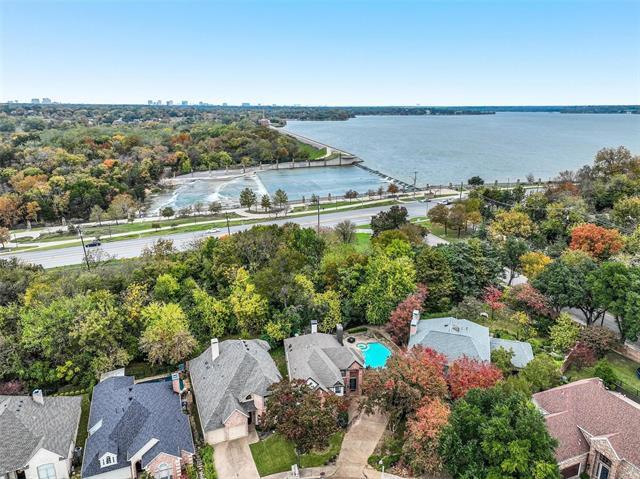 Building Photo - 1211 Waterside Cir