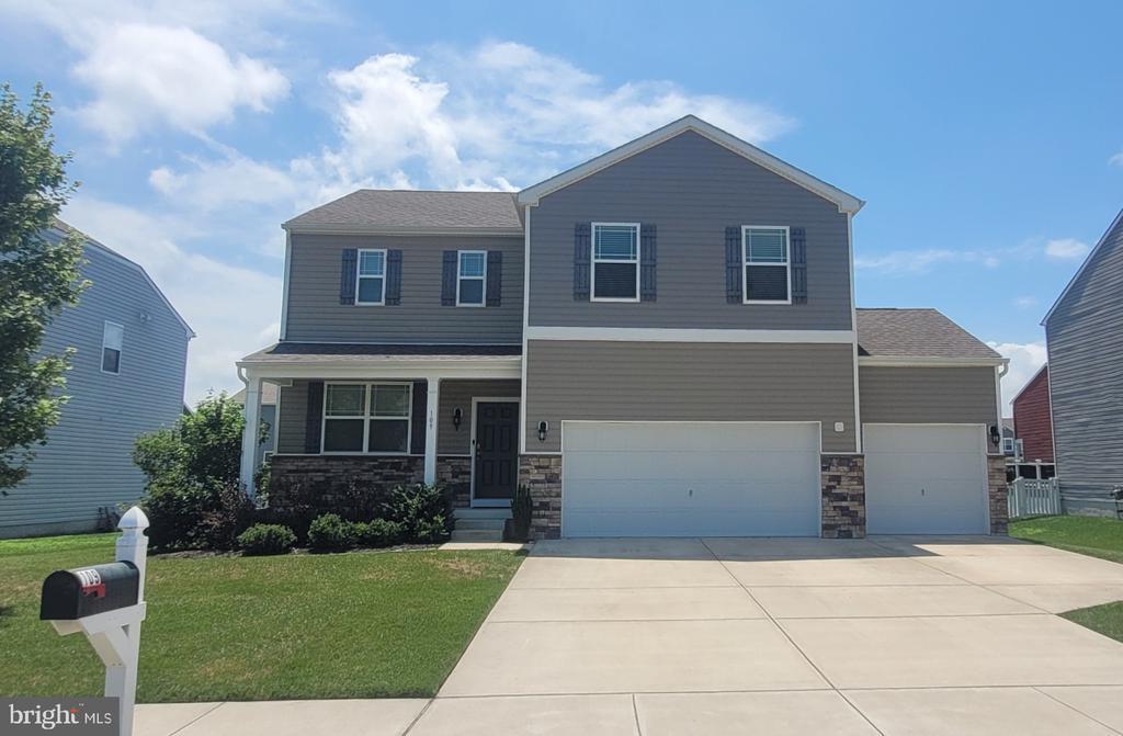 Foto principal - 109 N Marshview Terrace