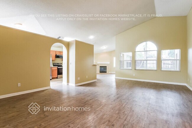 Foto del edificio - 12666 Maribou Cir