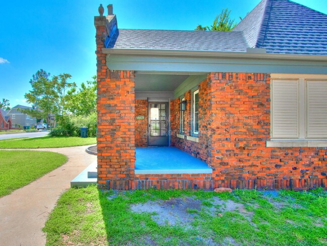 Foto del edificio - 2527 NW 16th St