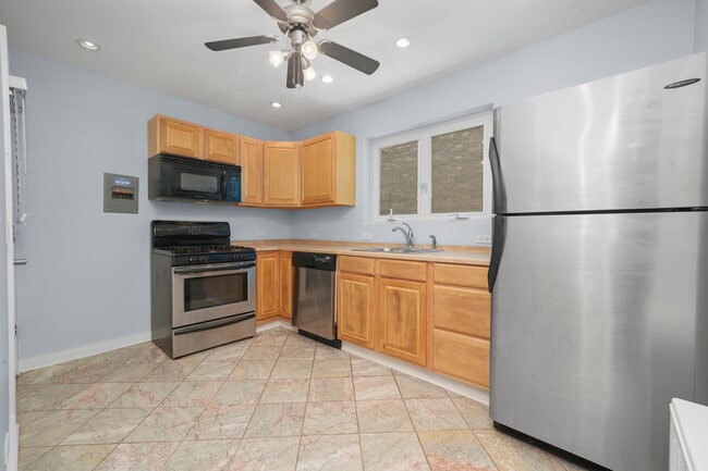 Foto del edificio - 6821 N Northwest Hwy