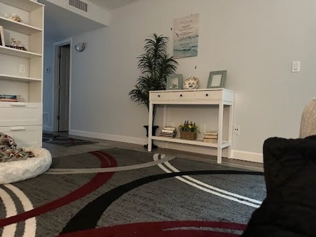 Foto del edificio - 2 Bedroom 2 Bath, Condo for Rent!