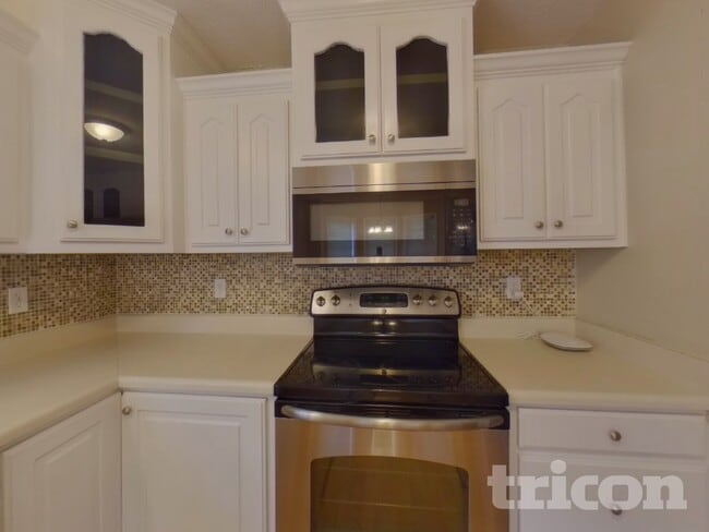 Foto del edificio - 623 Secretariat Dr